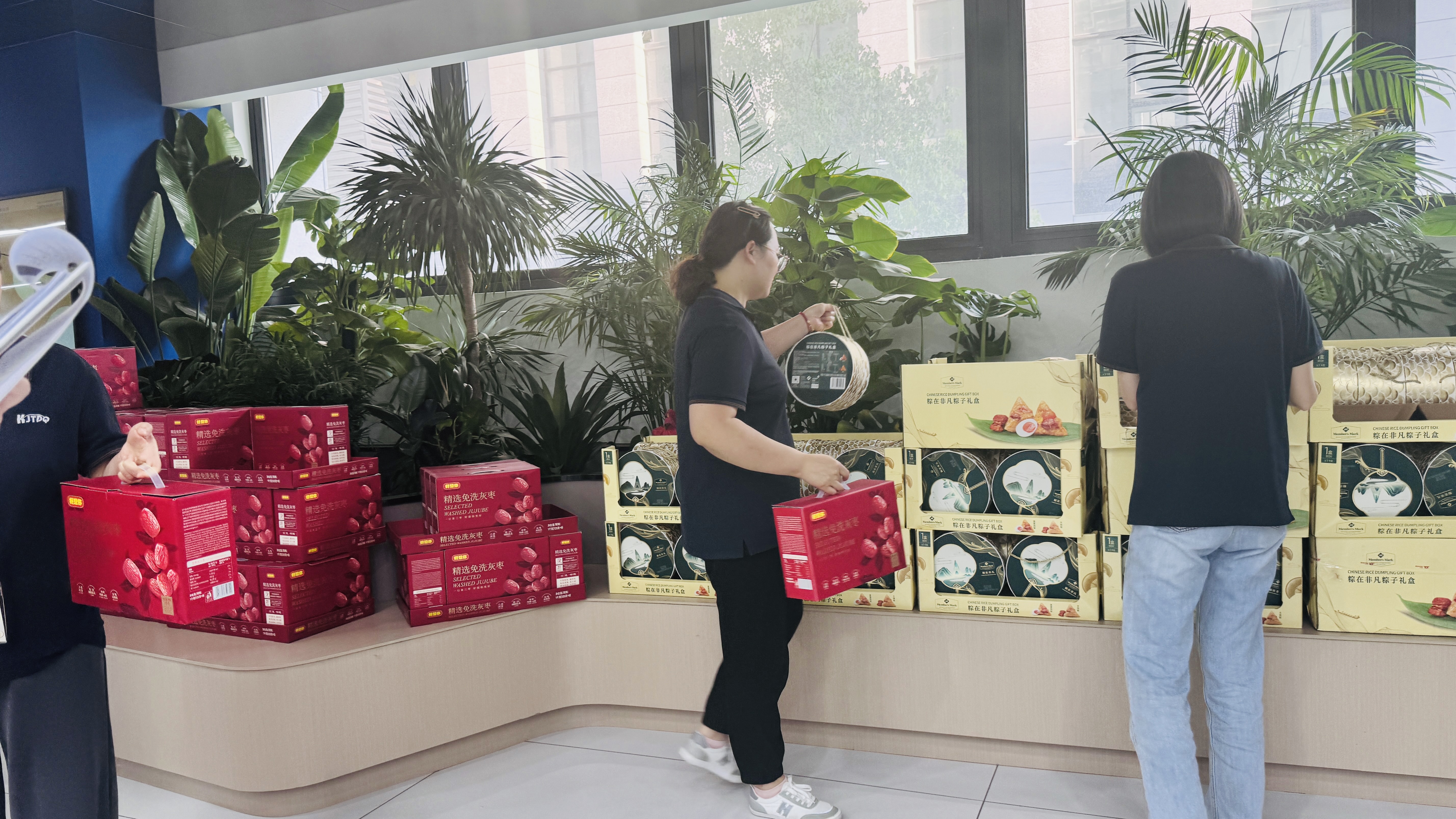 團(tuán)隊(duì)聚餐